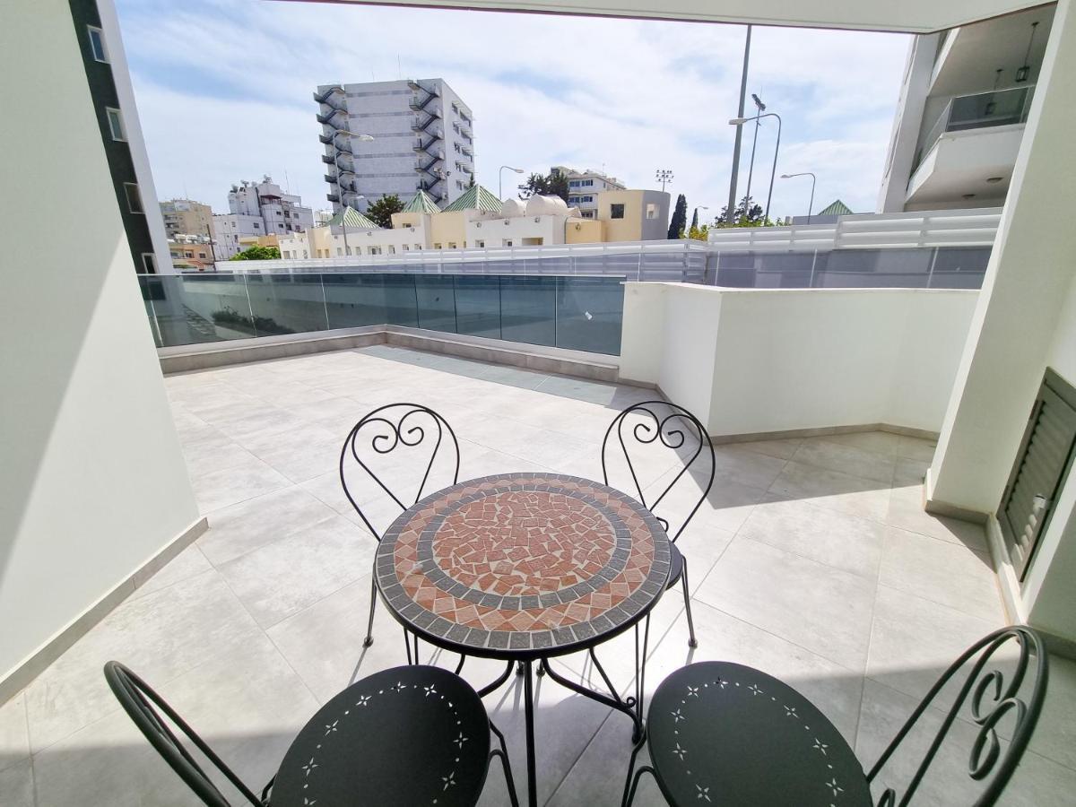 Shades Of Blue Apartment Λάρνακα Εξωτερικό φωτογραφία
