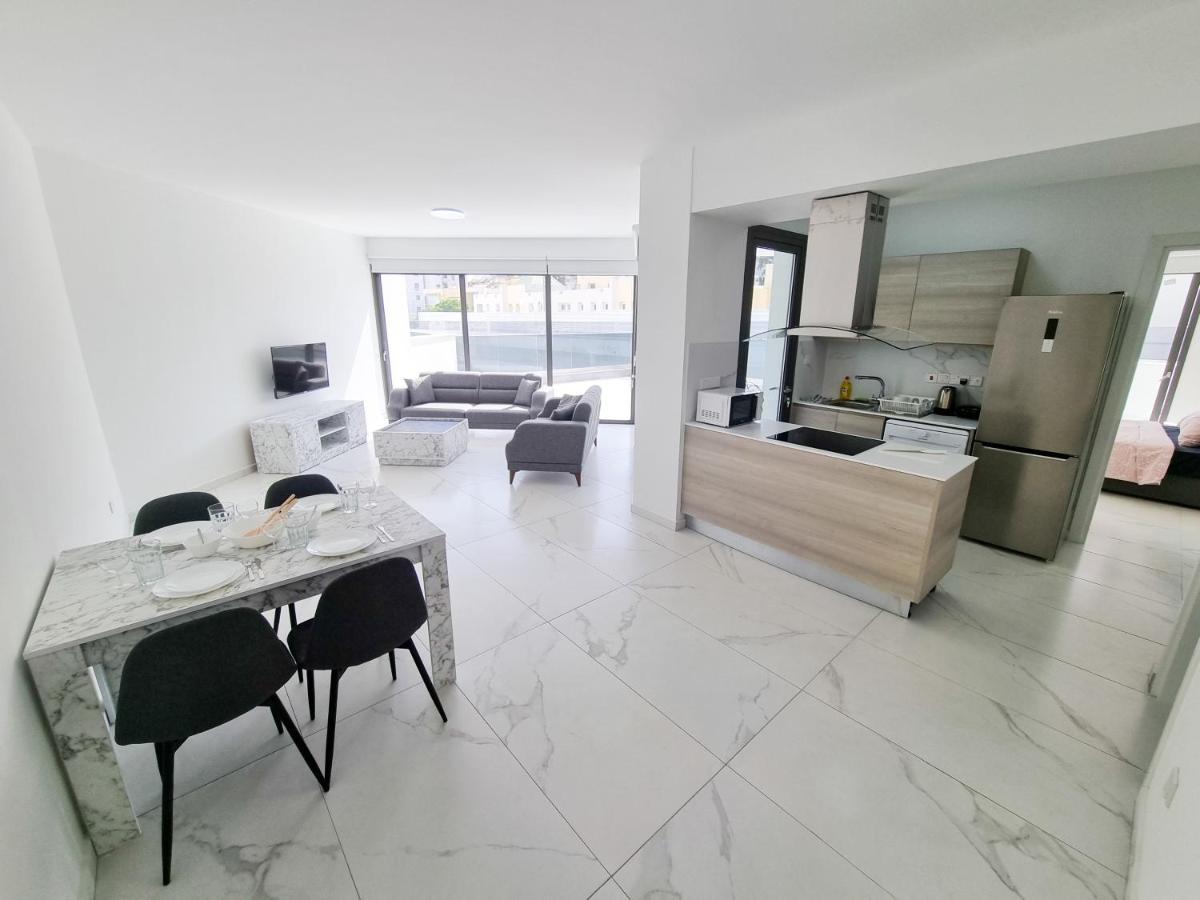 Shades Of Blue Apartment Λάρνακα Εξωτερικό φωτογραφία